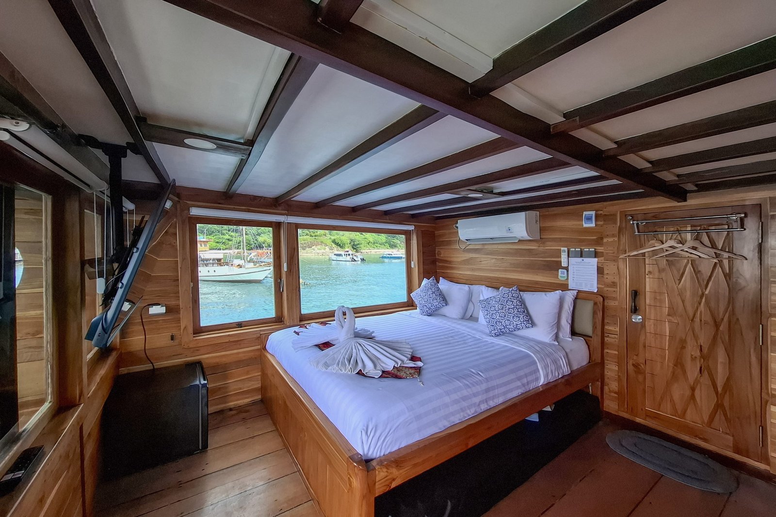 SOE - MASTER SUITE OCEAN IMG